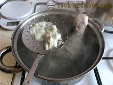 Bagaimana untuk memasak sup dengan ayam kharcho