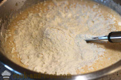 Kek Currant dengan resipi krim masam
