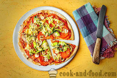 Pizza resipi dengan zucchini dan cendawan