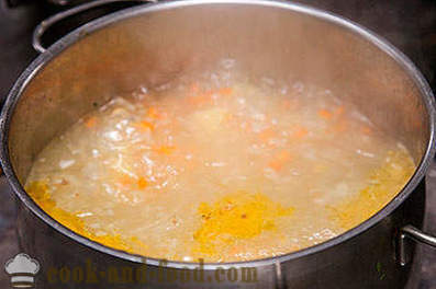 Sorrel sup dengan resipi telur dengan gambar