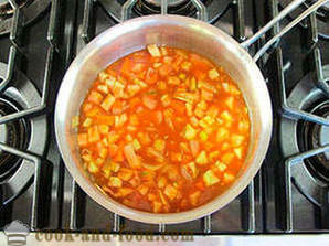 Sup tomato dengan croutons bakar
