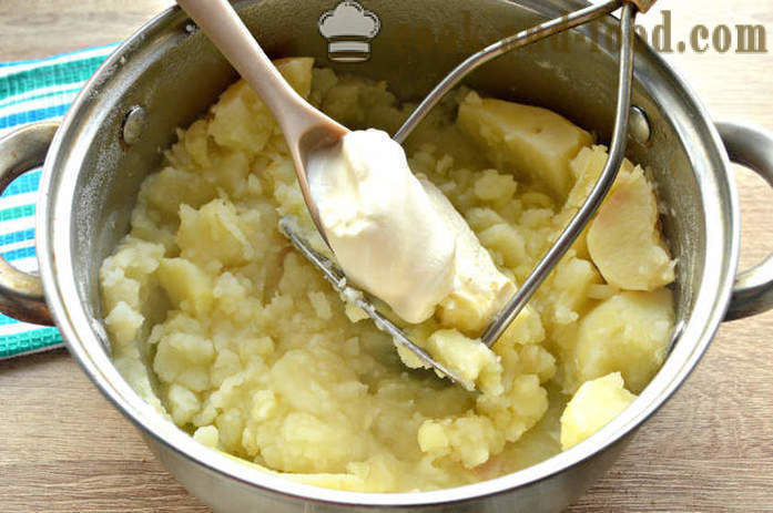 Kentang lecek dengan krim masam - bagaimana untuk memasak kentang lenyek, langkah demi langkah resipi foto