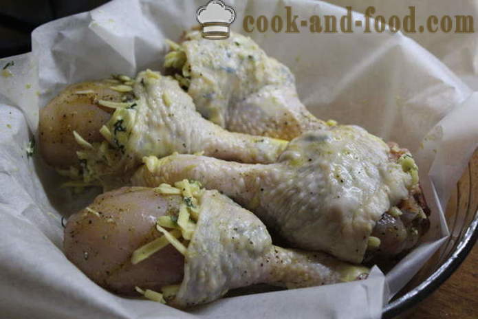 Disumbat peha ayam dalam oven - bagaimana untuk memasak drumsticks ayam lazat, langkah demi langkah resipi foto