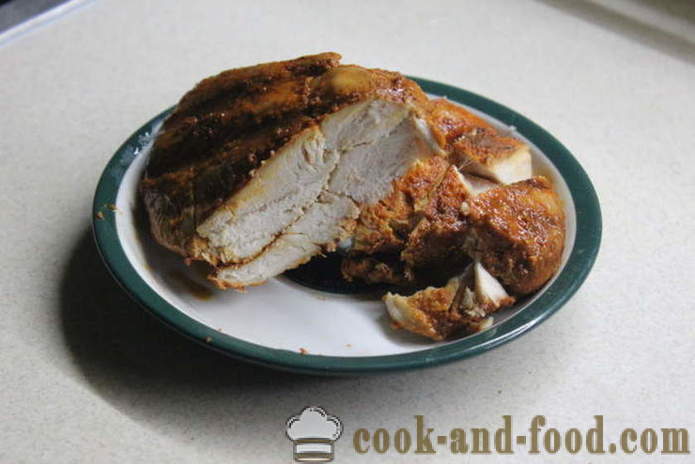 Ayam rumah pastrami dalam oven - bagaimana untuk memasak pastrami dada ayam di rumah, langkah demi langkah resipi foto
