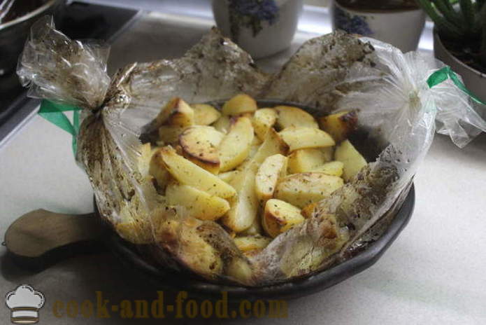 Kentang bakar dengan madu dan mustard dalam ketuhar - seperti yang lazat untuk memasak kentang dalam lubang, langkah demi langkah resipi dengan Phot
