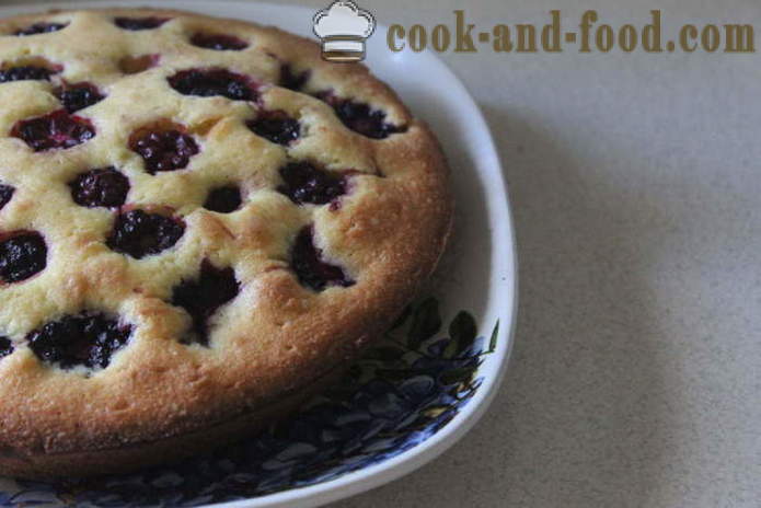 Dibeku pai blackberry tanpa yogurt - bagaimana untuk membuat pai blackberry di dalam oven, dengan langkah demi langkah resipi foto