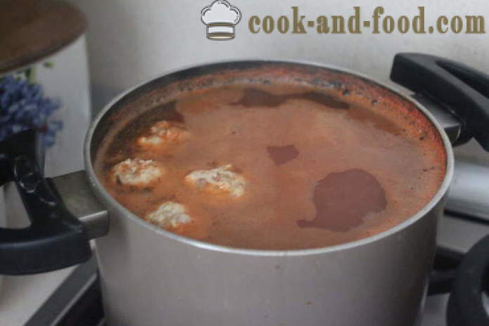 Mudah sup lentil merah dengan bebola daging dan tomato - bagaimana untuk memasak sup kacang merah merah, dengan langkah demi langkah resipi foto