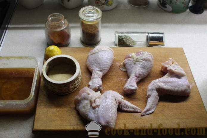 Ayam diperap diperap dalam madu - bagaimana untuk perap ayam dalam perapan madu dan rempah, dengan langkah demi langkah resipi foto