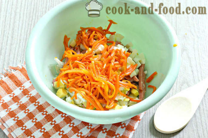 Salad dengan croutons, lobak merah Korea, sosej - Bagaimana untuk menyediakan salad dengan croutons dan mayonis, langkah demi langkah resipi foto