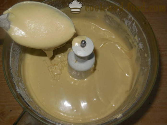 Cupcake yang mudah pada susu pekat dalam ketuhar - bagaimana untuk membakar kek cawan susu pekat, langkah demi langkah resipi foto