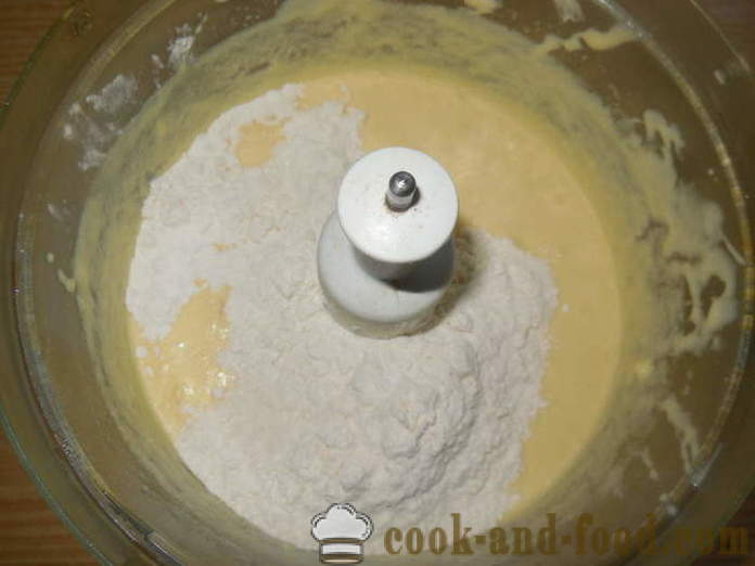 Cupcake yang mudah pada susu pekat dalam ketuhar - bagaimana untuk membakar kek cawan susu pekat, langkah demi langkah resipi foto
