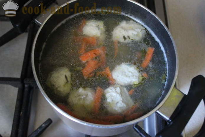 Sup bayam dengan krim dan ladu - bagaimana untuk memasak sup dengan bayam beku, langkah demi langkah resipi foto