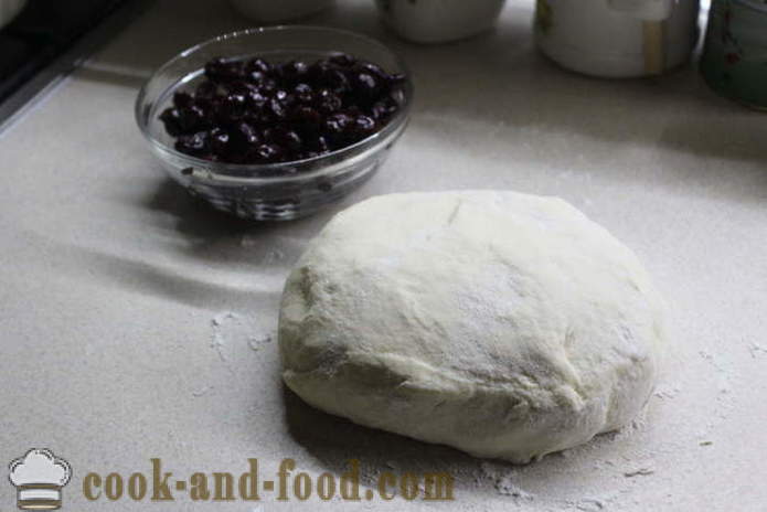 Doh untuk ladu dengan yis - bagaimana untuk menyediakan doh untuk ladu dalam pembuat roti, langkah demi langkah resipi foto
