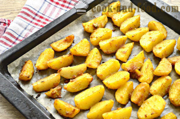 Keping bakar kentang di dalam ketuhar dengan bawang putih dan kicap - kedua-dua kentang lazat dibakar di dalam oven, dengan langkah demi langkah resipi foto