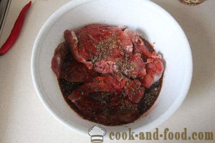 Beef steak dalam kuali - bagaimana untuk memanggang stik daging lembu, langkah demi langkah resipi foto