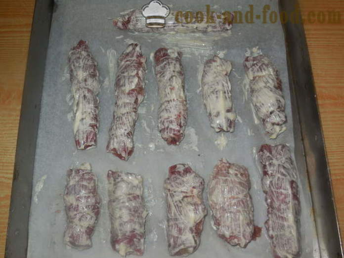 Jari daging disumbat dalam ketuhar - bagaimana untuk membuat jari daging babi, langkah demi langkah resipi foto