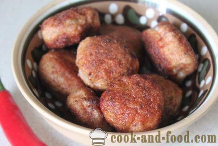 Croquette ayam cincang dengan kerak rangup - bagaimana untuk membuat croquette daging cincang dalam kuali, langkah demi langkah resipi foto