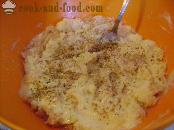 Kaserol kentang mentah parut dengan keju dan bawang putih - bagaimana untuk memasak kaserol yang lazat kentang di dalam ketuhar, dengan langkah demi langkah resipi foto