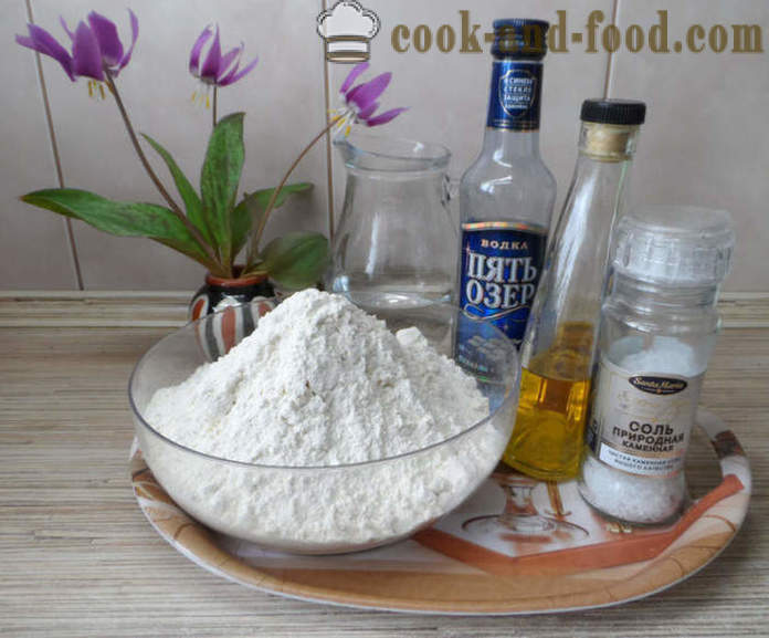 Penganan dengan daging dan keju dalam Greek - bagaimana untuk membuat penganan di rumah, langkah demi langkah resipi foto
