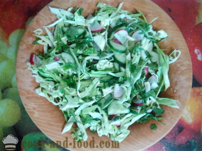 Salad paling lazat dengan arugula dan sayur-sayuran - bagaimana untuk menyediakan salad arugula, langkah demi langkah resipi foto