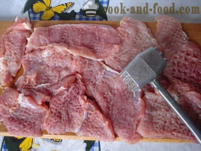Potongan daging babi berair dalam adunan - bagaimana untuk membuat cop daging babi lembut dan berair dalam kuali, langkah demi langkah resipi foto