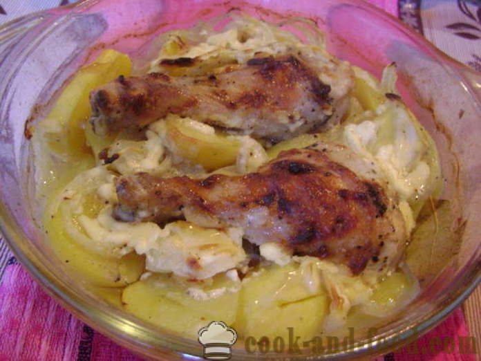 Drumsticks ayam dengan kentang di dalam ketuhar - bagaimana untuk memasak peha ayam yang lazat dengan kentang, langkah demi langkah resipi foto