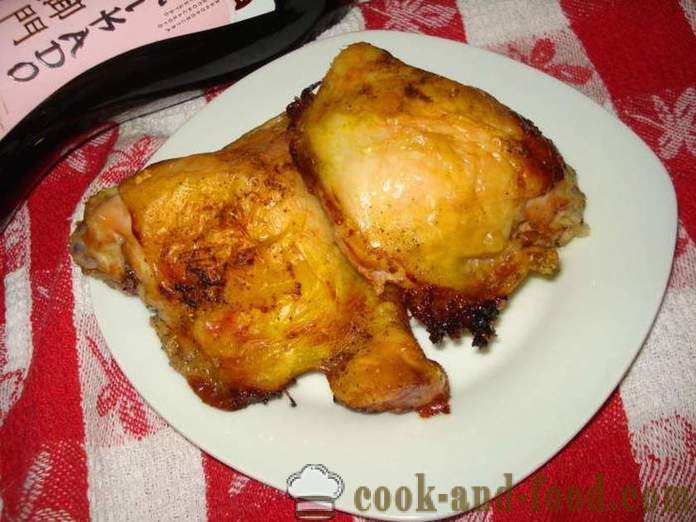 Paha Panggang ayam dalam foil yang - seperti paha ayam lazat dibakar di dalam oven, dengan langkah demi langkah resipi foto