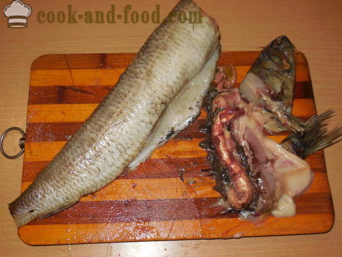 Ikan disumbat Delicious - bagaimana untuk memasak ikan cincang disumbat dan beras, dengan langkah demi langkah resipi foto