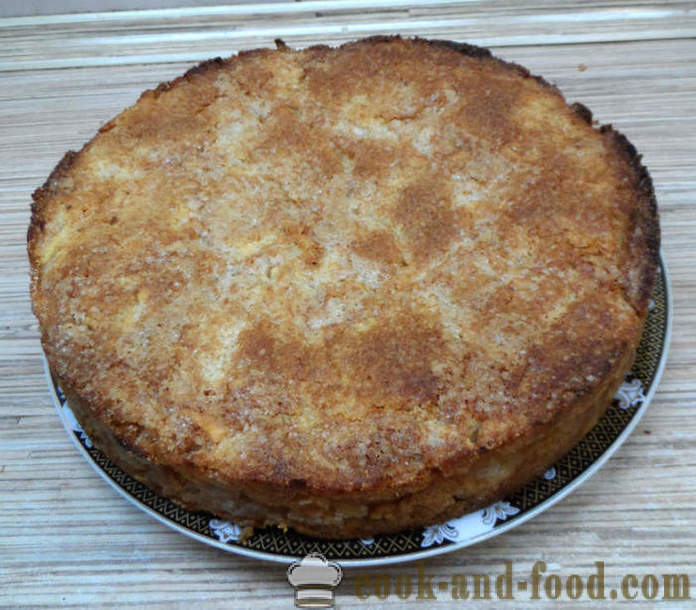 Paling mudah pai epal - bagaimana untuk membuat pai epal dalam ketuhar, dengan langkah demi langkah resipi foto