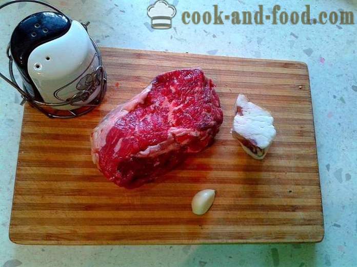 Gulung daging dalam kuali - bagaimana untuk memasak daging gulung dengan pemadat, langkah demi langkah resipi foto