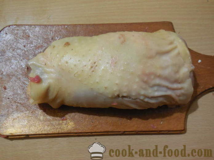 Panggang ayam belanda paha roll dengan cendawan - bagaimana untuk memasak ayam belanda roulade dalam ketuhar, dengan langkah demi langkah resipi foto