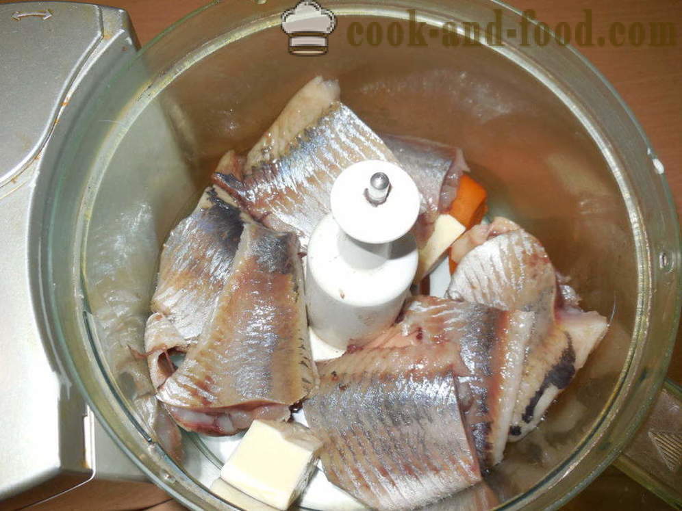 Klasik Pate herring dengan keju cair dan lobak merah - bagaimana untuk memasak foir herring di rumah, langkah demi langkah resipi foto