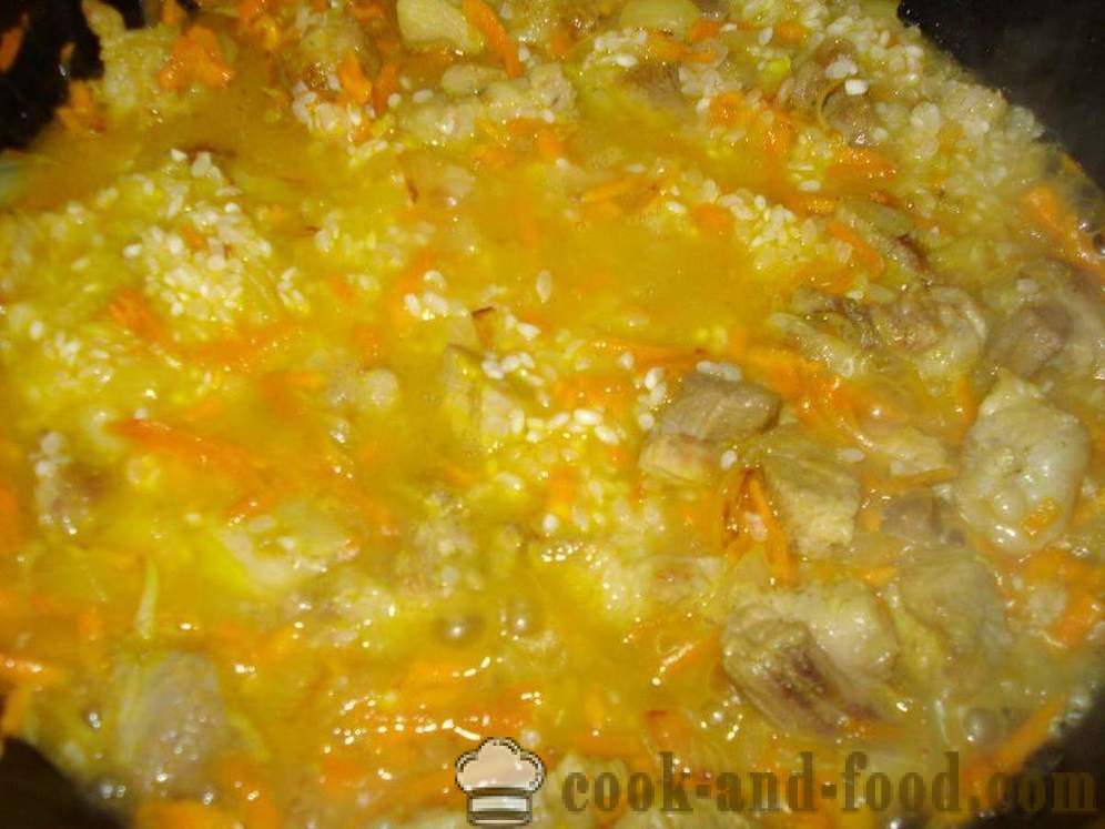 Pilaf dalam kuali dengan daging babi - bagaimana untuk memasak risotto dengan daging babi dalam kuali, langkah demi langkah resipi foto