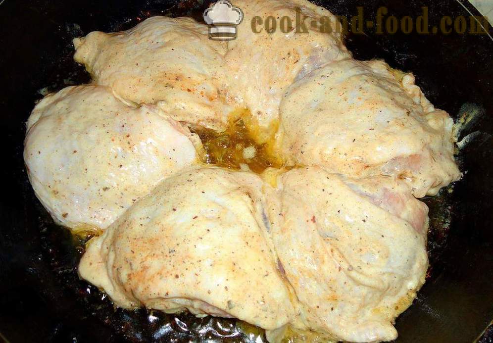 Paha ayam panggang - bagaimana untuk goreng paha ayam dalam kuali, dengan langkah demi langkah resipi foto