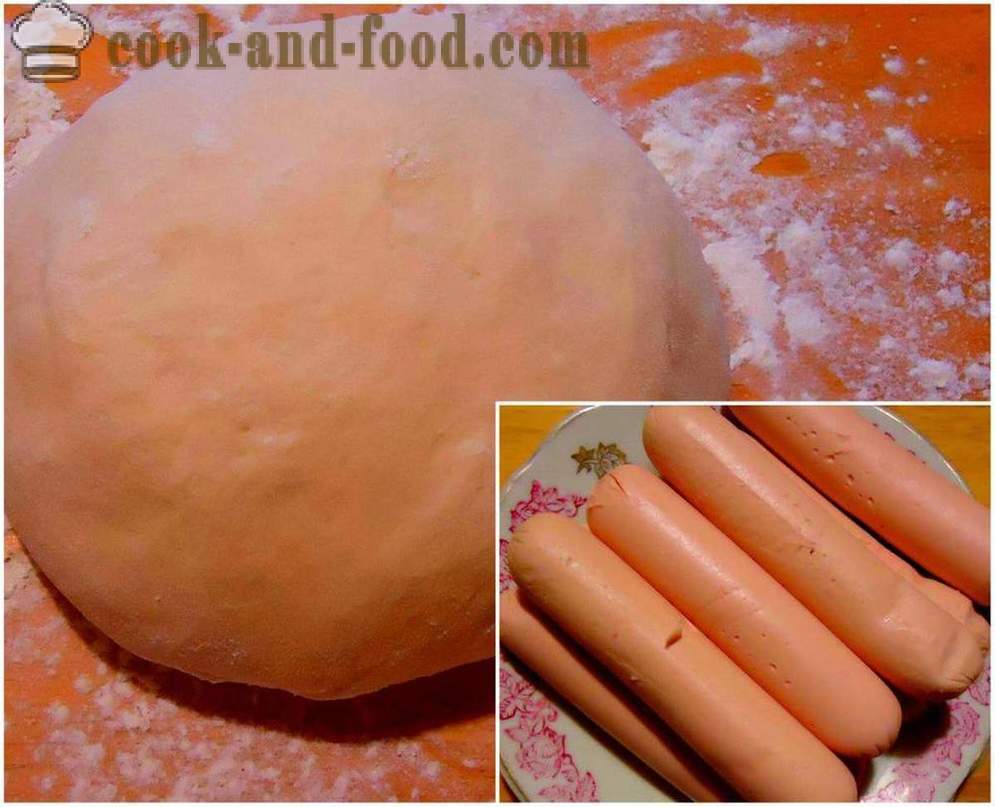 Sosej dalam doh goreng dalam skovorode- bagaimana untuk membuat sosej dalam pastri di rumah, langkah demi langkah resipi foto