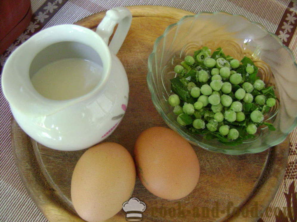 Telur yang subur dengan susu, bayam dan kacang - bagaimana untuk membuat dadar gebu dalam kuali, dengan langkah demi langkah resipi foto