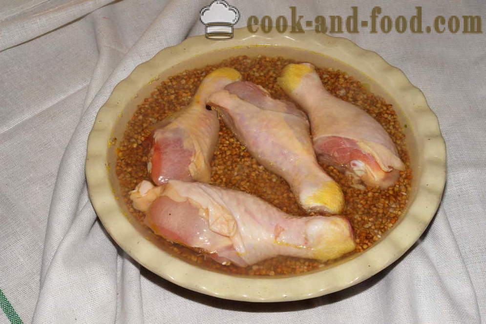 Buckwheat ayam dibakar di dalam oven - bagaimana untuk memasak ayam dengan soba di dalam oven, dengan langkah demi langkah resipi foto