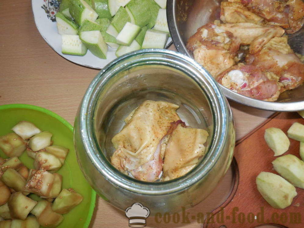 Ayam tumis dalam periuk dalam ketuhar dalam jus sendiri - bagaimana untuk membakar ayam di dalam periuk dengan sayur-sayuran, langkah demi langkah resipi foto