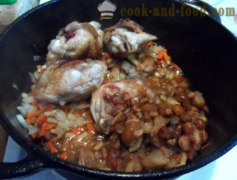 Ayam dengan cendawan dalam sos krim - bagaimana untuk memasak ayam dengan sos cendawan, langkah demi langkah resipi foto