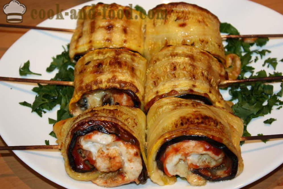 Rolls terung dan zucchini dengan ayam dan keju - bagaimana untuk membuat gulung terung di dalam oven, dengan langkah demi langkah resipi foto