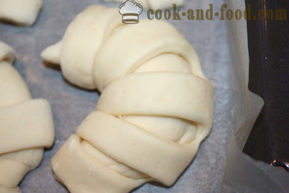 Croissant dengan kastard - bagaimana untuk membuat croissant di rumah, langkah demi langkah resipi foto