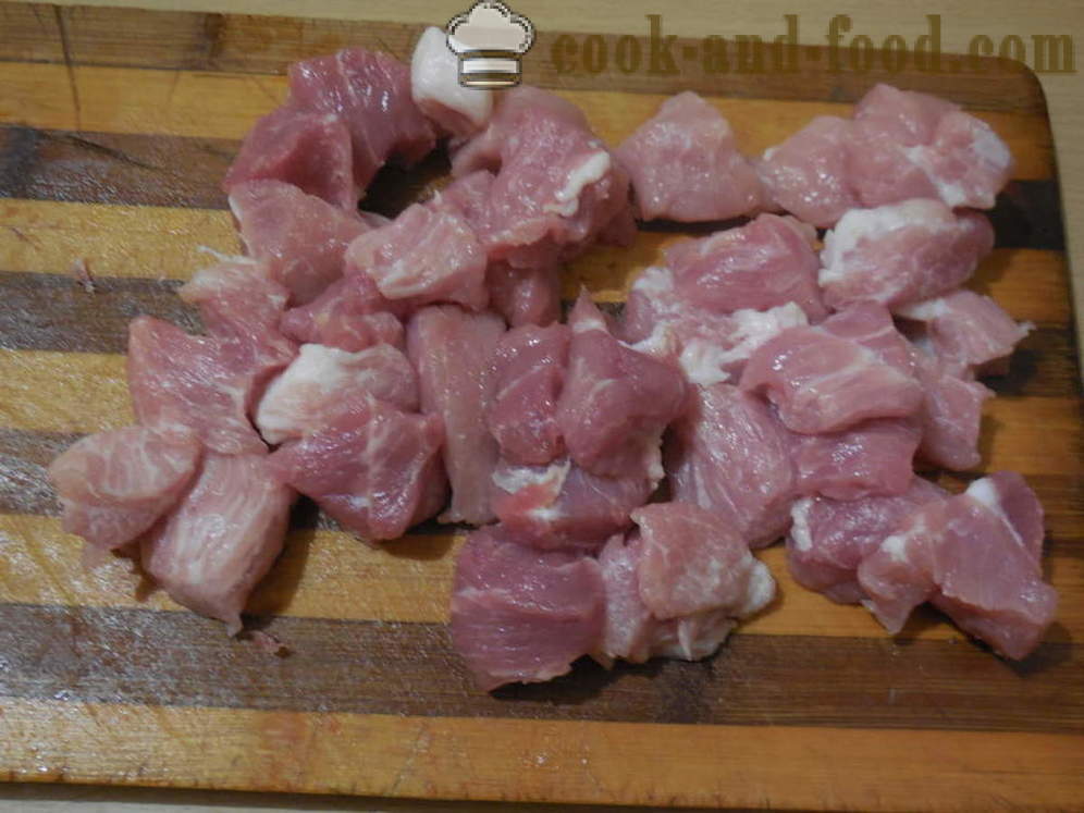 Panggang periuk dengan daging dan kentang - bagaimana untuk memasak daging panggang dalam oven, dengan langkah demi langkah resipi foto