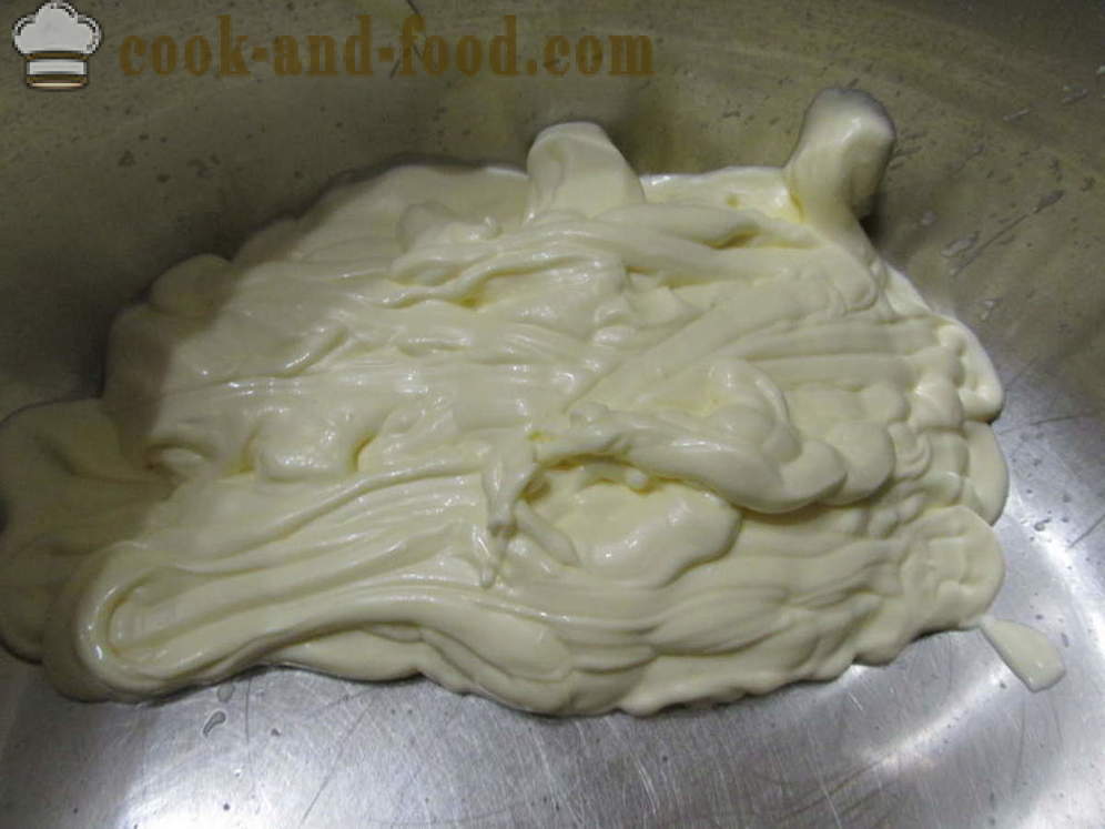 Kek jellied cepat dalam mayonis dan krim masam, disumbat dengan ayam - bagaimana untuk memasak pengisi pai untuk mayonis dan krim masam, dengan langkah demi langkah resipi foto