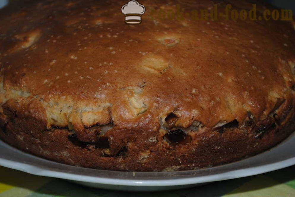 Gingerbread Cake pada kefir dengan epal dan kacang - bagaimana untuk memasak kek dengan kefir, langkah demi langkah resipi foto