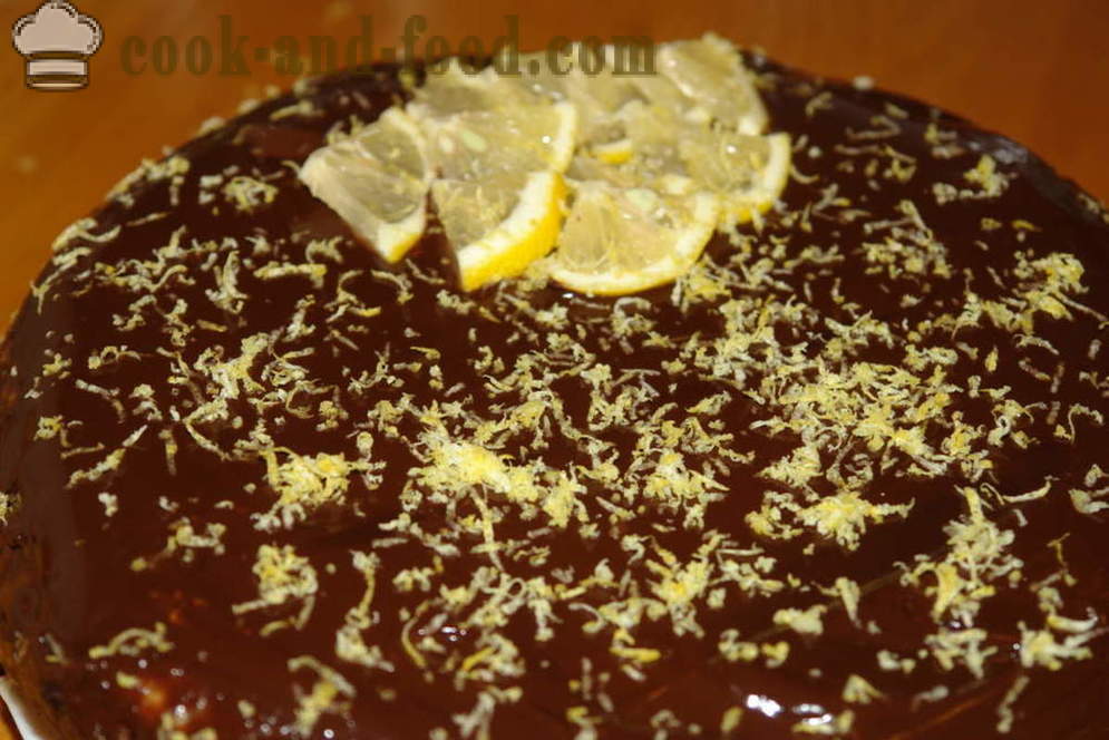 A kek coklat span lazat dengan krim masam - bagaimana untuk membuat kek coklat, langkah demi langkah resipi foto
