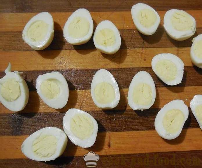 Salad dengan telur puyuh - langkah demi langkah, bagaimana untuk menyediakan salad telur puyuh, resipi dengan gambar