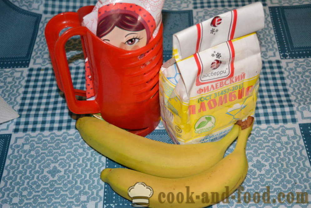 Koktel susu dengan ais krim dan pisang dalam pengisar - bagaimana untuk membuat susu kocak di rumah, langkah demi langkah resipi foto