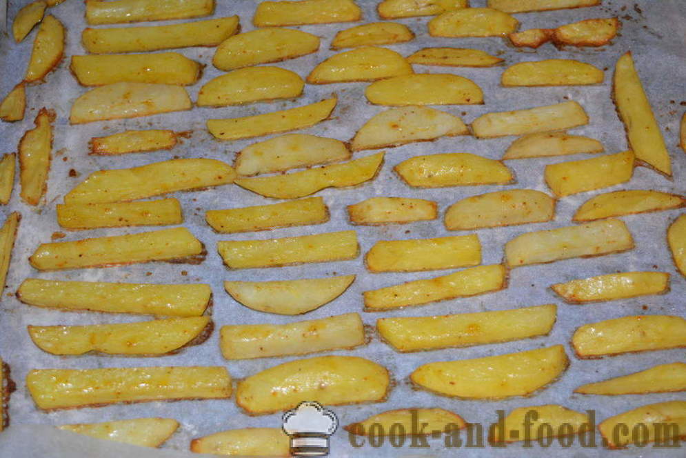 Kentang goreng rangup dalam oven - bagaimana untuk memasak kentang goreng di rumah, langkah demi langkah resipi foto