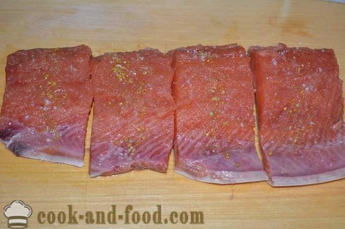 Salmon merah jambu dengan sayur-sayuran dibakar di dalam oven - bagaimana untuk memasak salmon merah jambu berair di dalam oven, dengan langkah demi langkah resipi foto