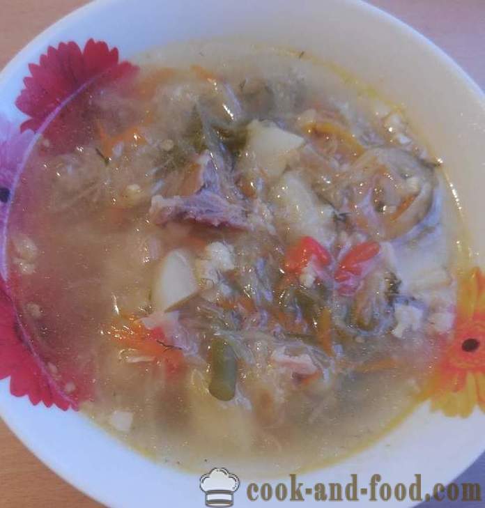 Sup sauerkraut dalam multivarka - bagaimana untuk memasak sup masam dengan bahasa dan berpakaian dengan bawang putih dan bacon, langkah demi langkah resipi dengan gambar.